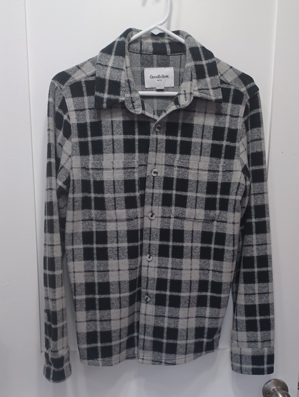 NWOT Plaid Flannel Shacket Shirt Jacket Black & Gray Button Down Long Sleeves